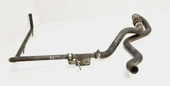 Mercedes-Benz Vito Viano W639 Engine coolant pipe/hose A6398328423