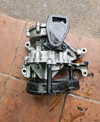 Opel Astra K Oil pump 55489324