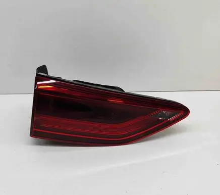 Volkswagen Golf VIII Tailgate rear/tail lights 81980102 5H0945093D