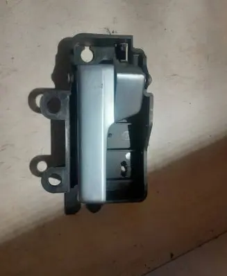 Ford Focus Front door interior handle R22601