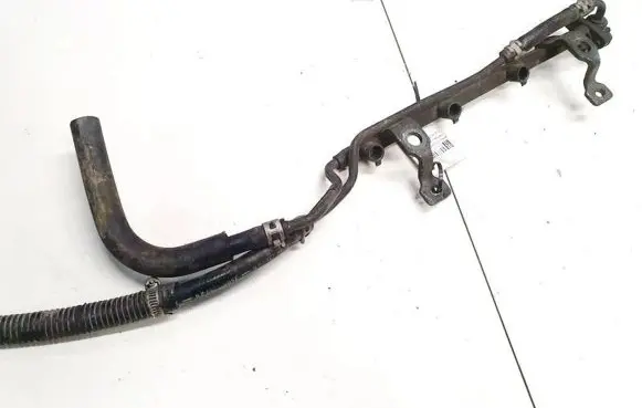 Mazda 323 Fuel main line pipe 1955003110 195500-3110