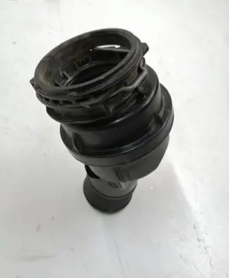 Nissan Qashqai Turbo air intake inlet pipe/hose