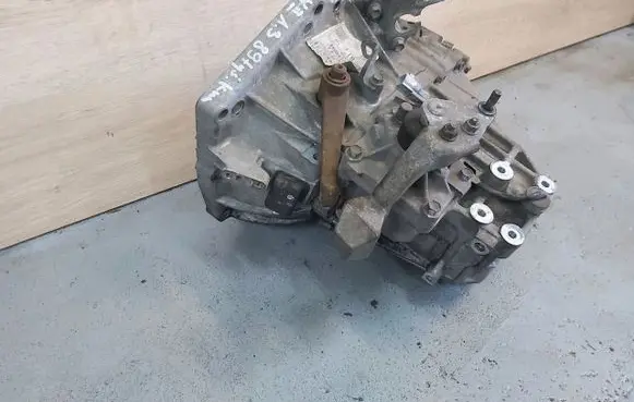 Toyota Yaris Electric car Transmission 
