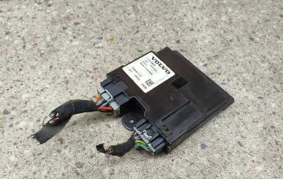 Volvo XC90 Tailgate/trunk control unit/module 31419670 C25447110 31472043