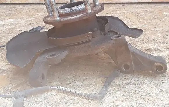 Hyundai Santa Fe Front wheel hub