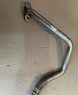 Dacia Dokker Turbo turbocharger oiling pipe/hose 010000000