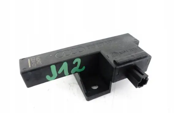 Volkswagen Touareg II Keyless (KESSY) go control unit/module 8K0907247