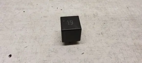 Volkswagen Polo III 6N 6N2 6NF Other relay 191955531