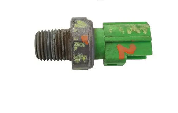 Ford C-MAX II Oil pressure sensor 3M519278ABCAREWAY