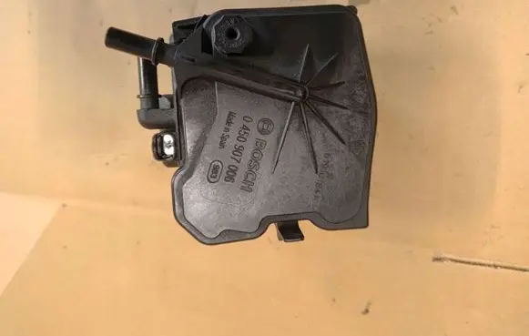 Peugeot 5008 Fuel filter housing 0450907006