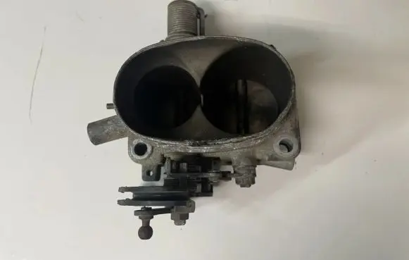 Audi 100 200 5000 C3 Throttle valve 049aa