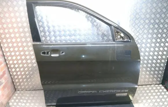 Jeep Grand Cherokee Front door