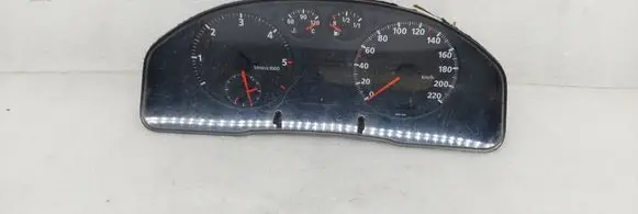 Audi A4 S4 B5 8D Speedometer (instrument cluster) 8D0919033A AU0004002