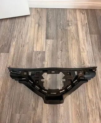 Front bumper upper radiator grill