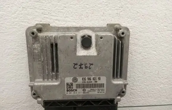 Volkswagen PASSAT B6 Engine control unit/module 03G906021MR 1039S15595 0281013311