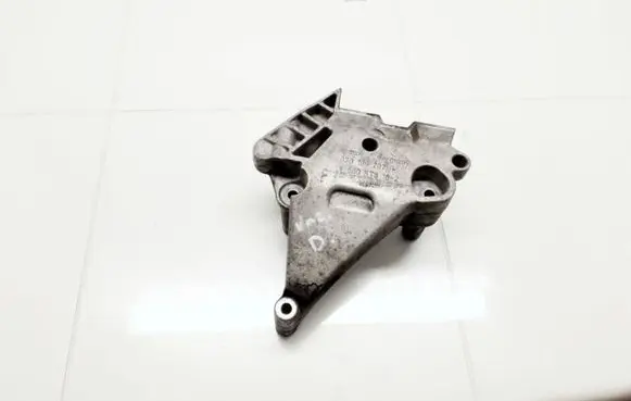 Skoda Superb B6 (3T) Engine mounting bracket 03G199207G