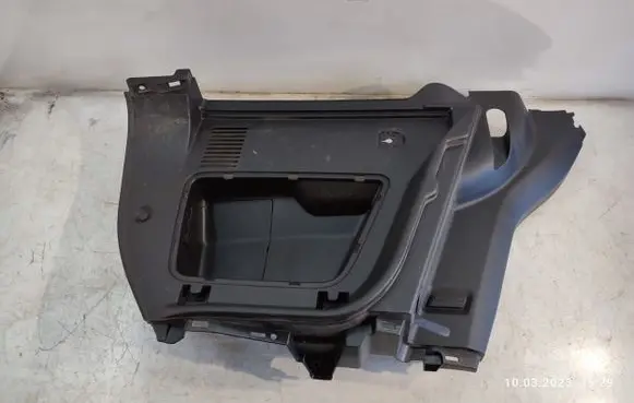 Opel Mokka X Trunk/boot side trim panel 95190815