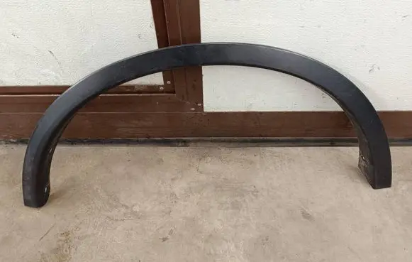 Nissan X-Trail T32 Front arch trim