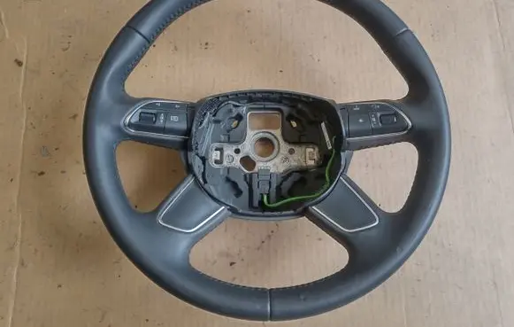 Audi Q3 8U Steering wheel 8U0419091B