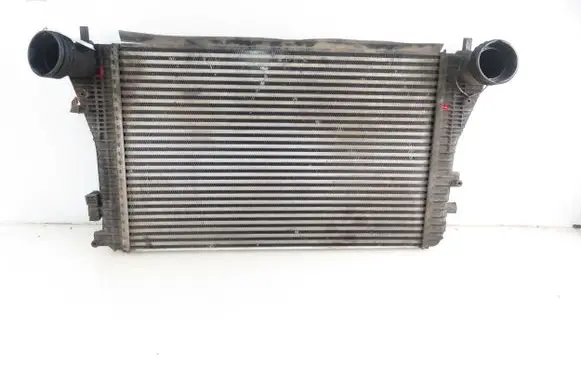 Volkswagen PASSAT B6 Intercooler radiator 1K0145805G