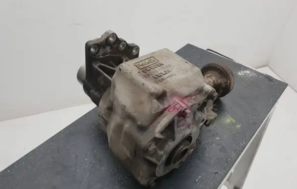 Volvo XC70 Gearbox transfer box case 7527113700 DWX1A 0124050