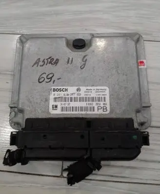 Opel Astra G Engine control unit/module ECU 0281010267