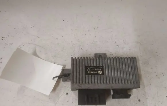 Volvo S40, V40 Glow plug pre-heat relay 7700111525