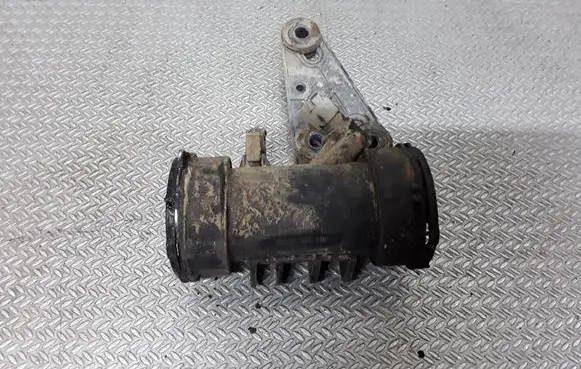 Mercedes-Benz C W203 Intercooler hose/pipe A2035200095