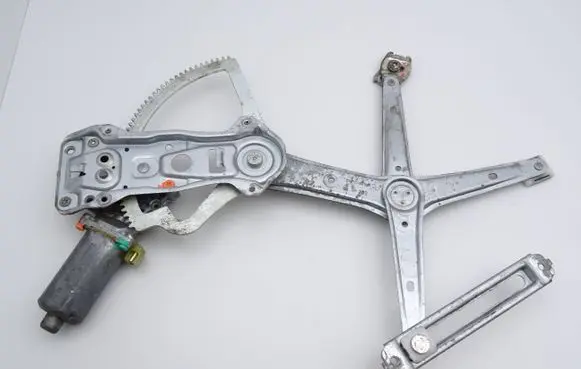 Mercedes-Benz C W202 Front door window regulator with motor 0130821639