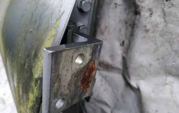 Peugeot 406 Front door upper hinge