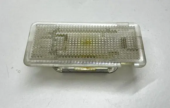 BMW 7 E65 E66 Boot/trunk interior light 8360112