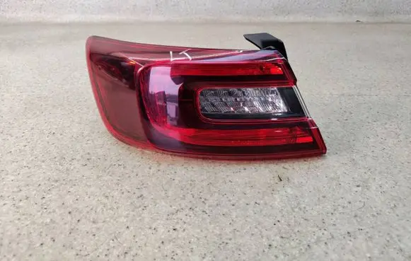 Renault Talisman Rear/tail lights