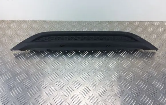 Peugeot 208 Front bumper lower grill 98032593777 9803263177
