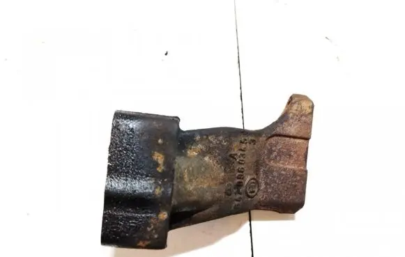 Mercedes-Benz ML W164 Engine mounting bracket a6420960345