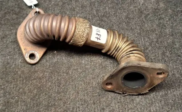 Audi A4 S4 B7 8E 8H EGR valve line/pipe/hose 028131521AD