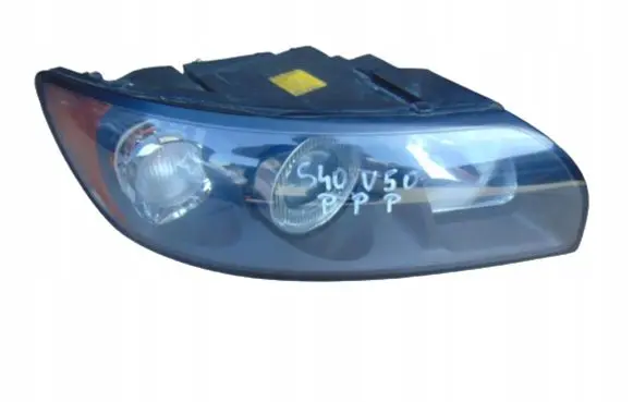 Volvo V50 Headlight/headlamp 30698874