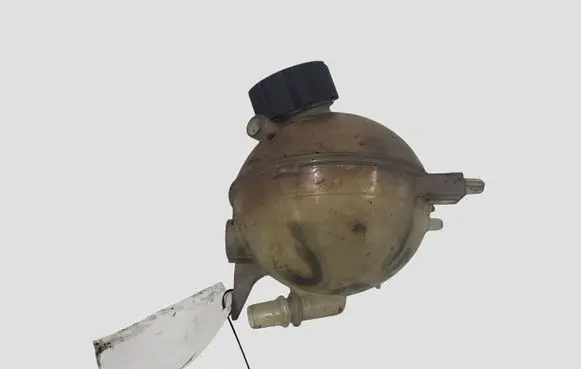 Citroen C4 Grand Picasso Coolant expansion tank/reservoir 9684527680001 965431078002 96544296800