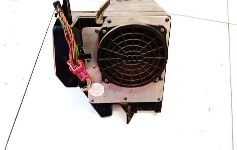 Audi A3 S3 8L Subwoofer speaker 8l0035381g 4913410296
