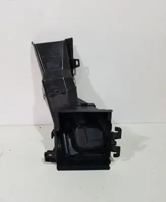 Peugeot 3008 II Radiator trim GRG11111530