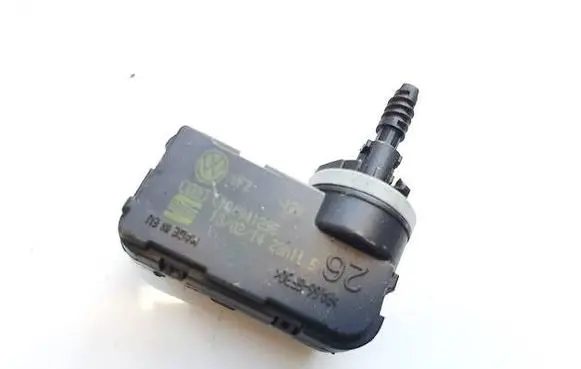 Volkswagen PASSAT B7 Headlight level adjustment motor 1Q0941295