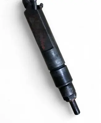 Audi A4 S4 B5 8D Fuel injector 028130202P