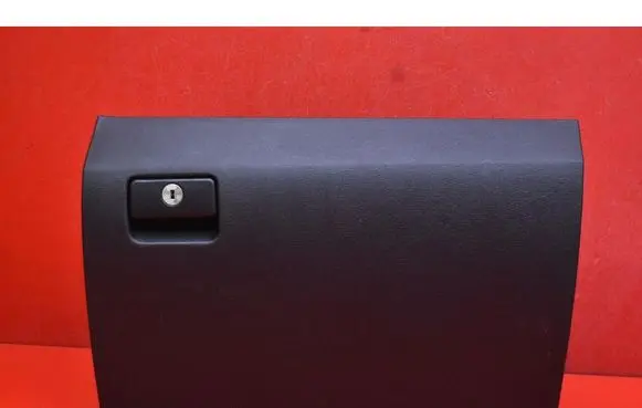 Toyota Avensis Verso Glove box 55550-05090