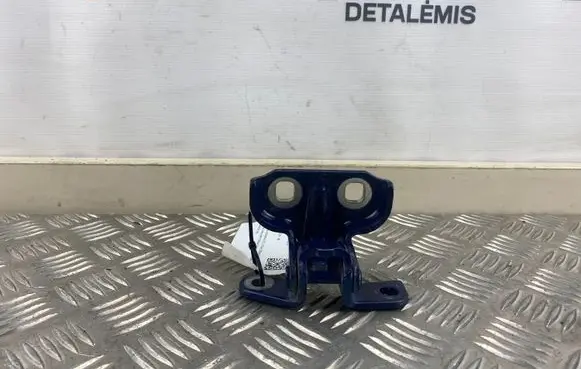 Opel Zafira C Rear door upper hinge