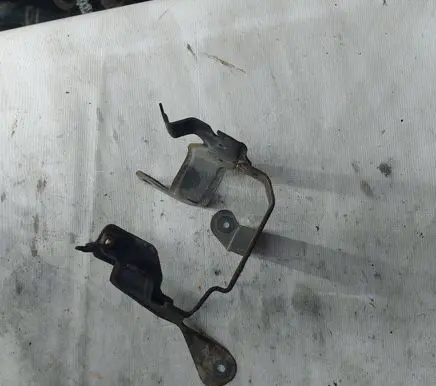Ford Galaxy Power steering pump mounting bracket 1600085009020 6G913K738AC C6S4B