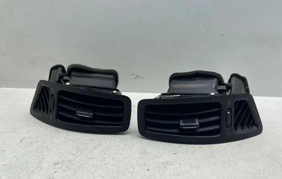 KIA Ceed Dash center air vent grill 974901H000
