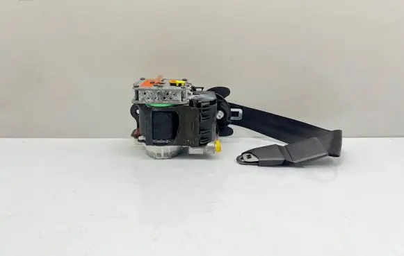 Audi A6 S6 C7 4G Front seatbelt 4G8857705B 0715E942JD 30690499G48