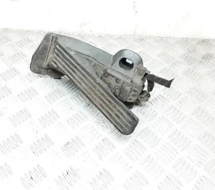 Volkswagen Jetta V Accelerator throttle pedal 6PV00874500 1K2721503M 74390500