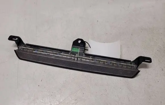 Volvo V70 Third/center stoplight 152690 9154505