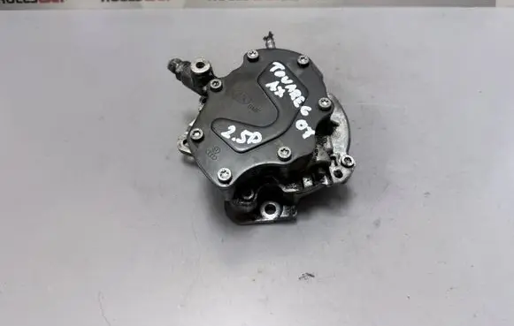 Volkswagen Touareg I Vacuum pump 070145209J V125070208H