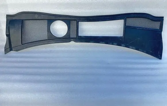 Audi A6 S6 C5 4B Wiper trim 4B1819417B